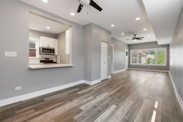 4624 N Springfield Avenue 2, Chicago, IL 60625