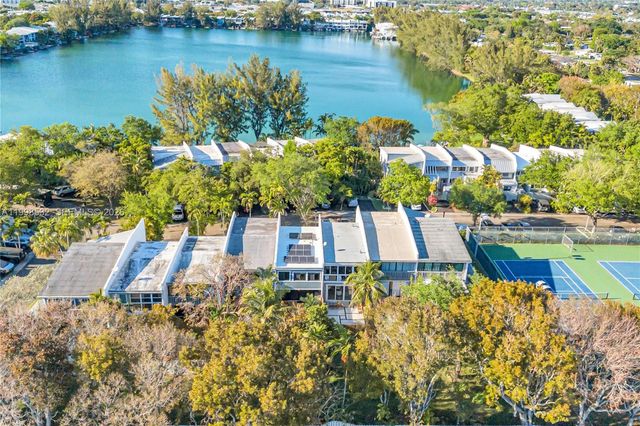 7018 SW 53rd Ln, Miami, FL 33155
