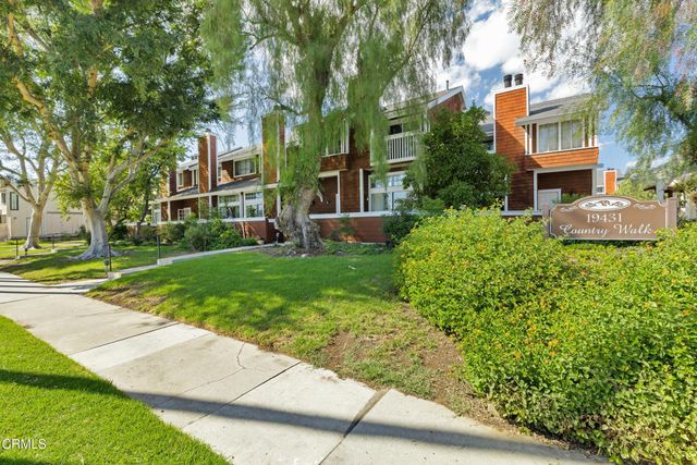 19431 Sherman Way 6, Reseda, CA 91335