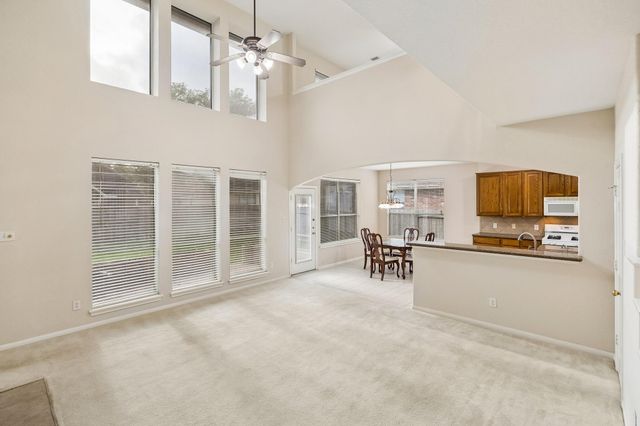 3211 Oak Cliff Lane, Missouri City, TX 77459