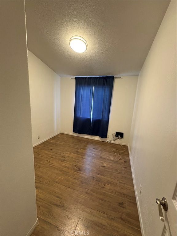 Image 13 of property listing at 32810 Olive, Winchester, CA 92596