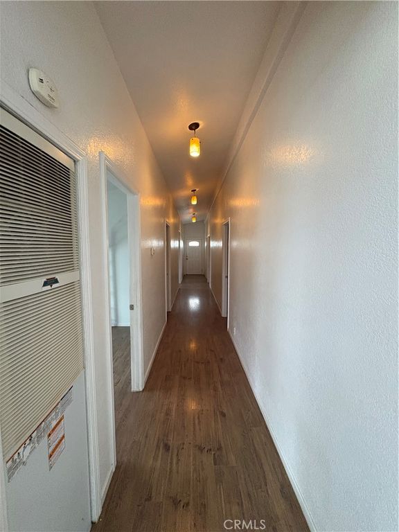 Image 2 of property listing at 32810 Olive, Winchester, CA 92596