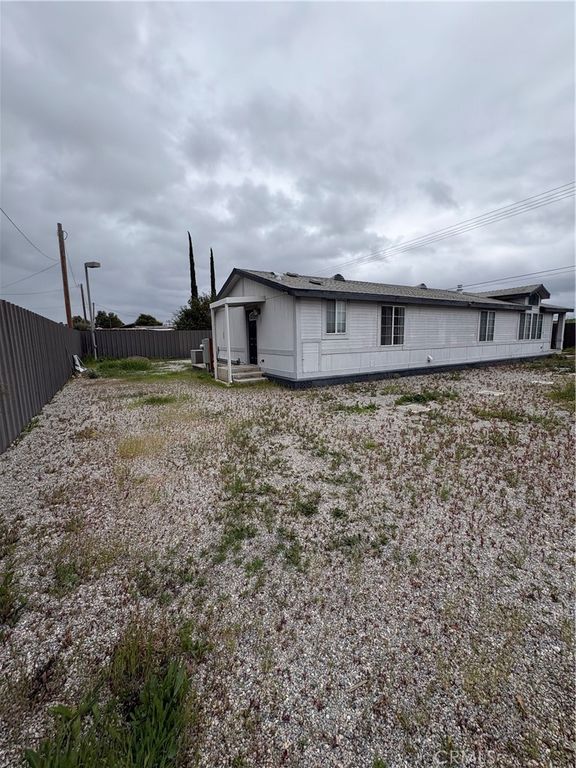 Image 22 of property listing at 32810 Olive, Winchester, CA 92596