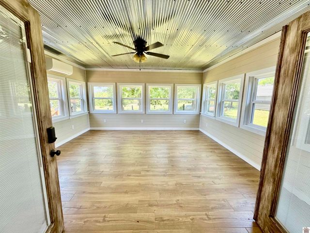 284 Trace Creek Church Road, Mayfield, KY 42066