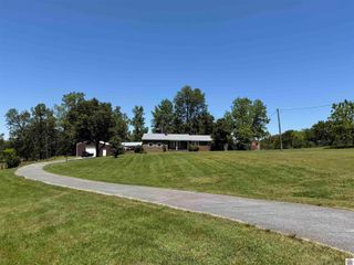 284 Trace Creek Church Road, Mayfield, KY 42066