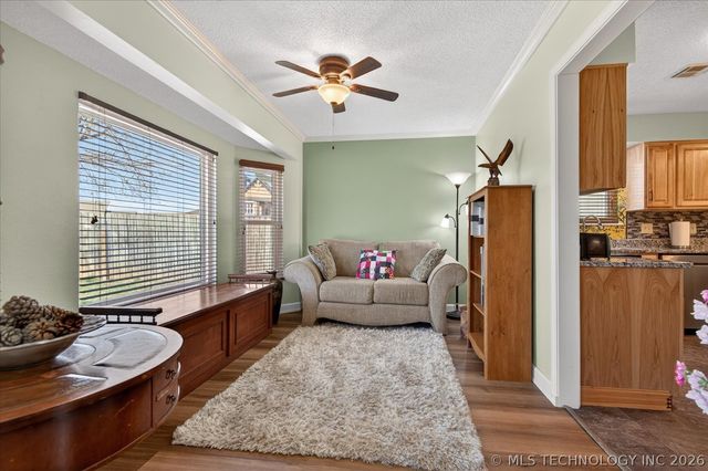 1811 Putnam, Bartlesville, OK 74006