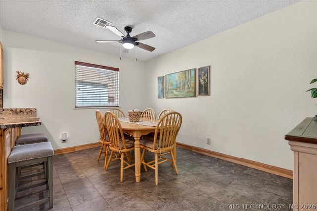 1811 Putnam, Bartlesville, OK 74006