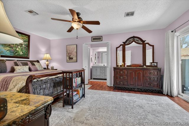 1811 Putnam, Bartlesville, OK 74006