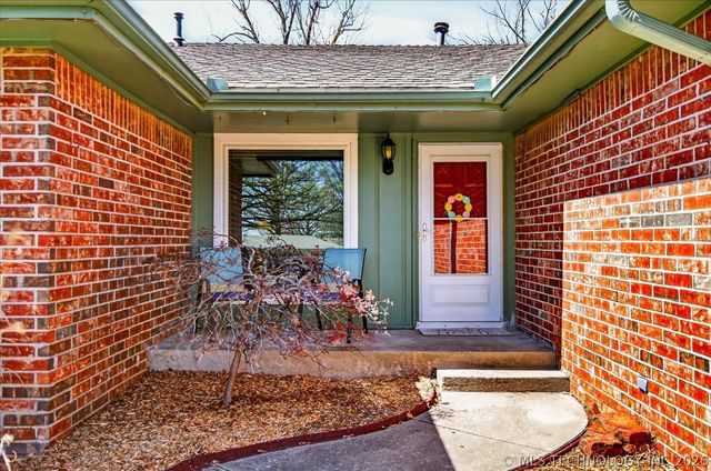 1811 Putnam, Bartlesville, OK 74006