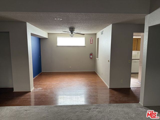 19196 Pine Way, Apple Valley, CA 92308