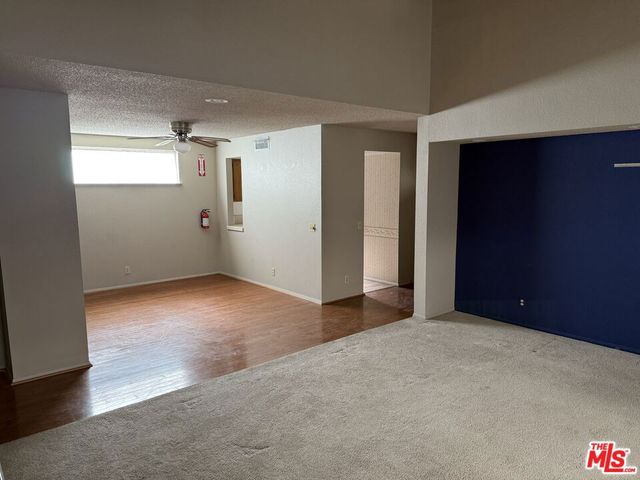19196 Pine Way, Apple Valley, CA 92308
