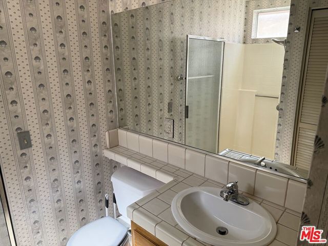 19196 Pine Way, Apple Valley, CA 92308
