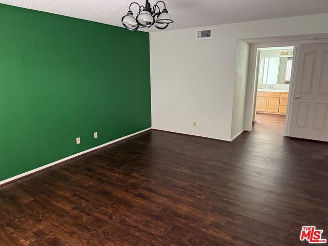 19196 Pine Way, Apple Valley, CA 92308