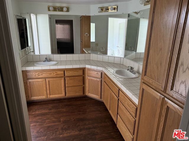 19196 Pine Way, Apple Valley, CA 92308
