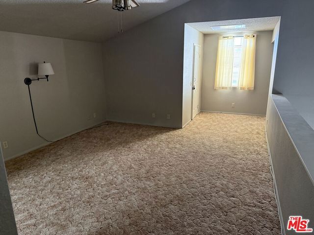 19196 Pine Way, Apple Valley, CA 92308