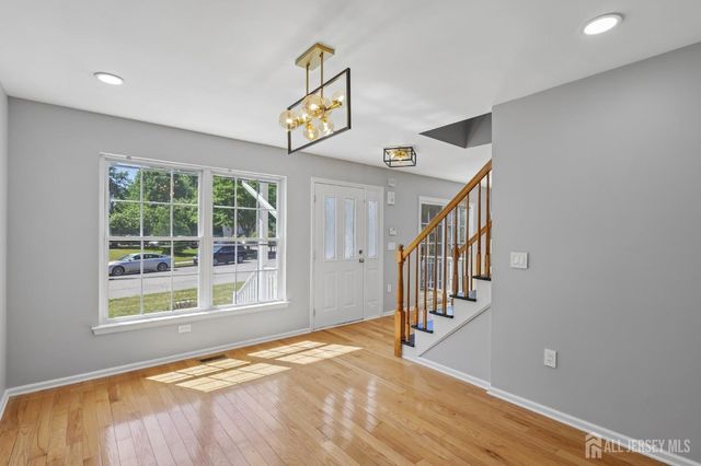64 Chariot Court, Piscataway, NJ 08854