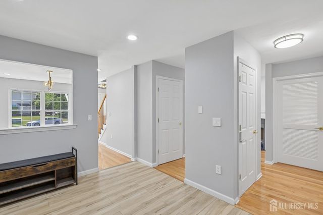 64 Chariot Court, Piscataway, NJ 08854