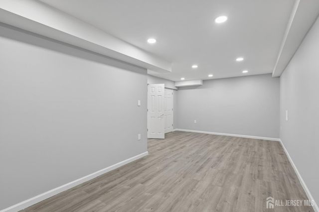 64 Chariot Court, Piscataway, NJ 08854