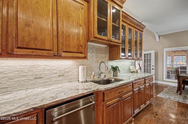 512 Susannah Drive, Brandon, MS 39047