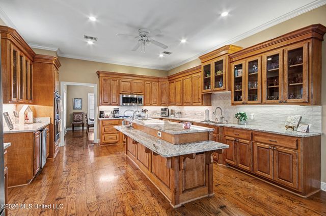 512 Susannah Drive, Brandon, MS 39047