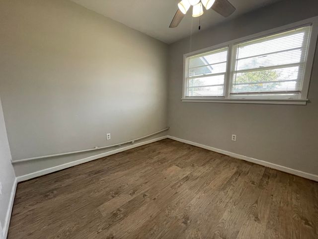 1907 70th Street, Lubbock, TX 79412