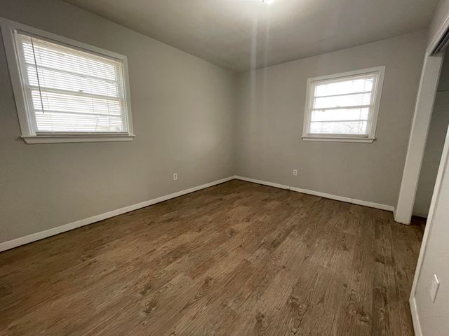 1907 70th Street, Lubbock, TX 79412