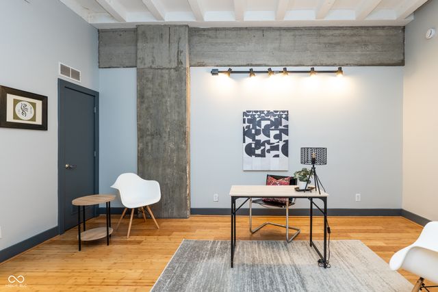 611 N Park Avenue 109, Indianapolis, IN 46204