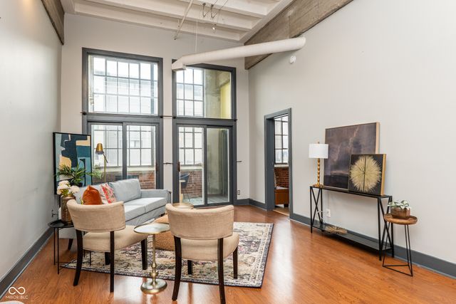 611 N Park Avenue 109, Indianapolis, IN 46204