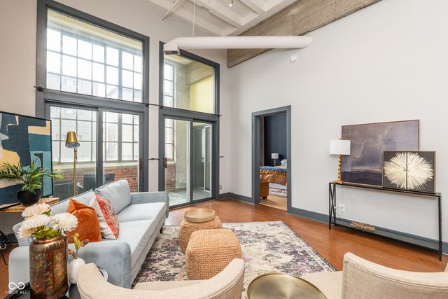 611 N Park Avenue 109, Indianapolis, IN 46204