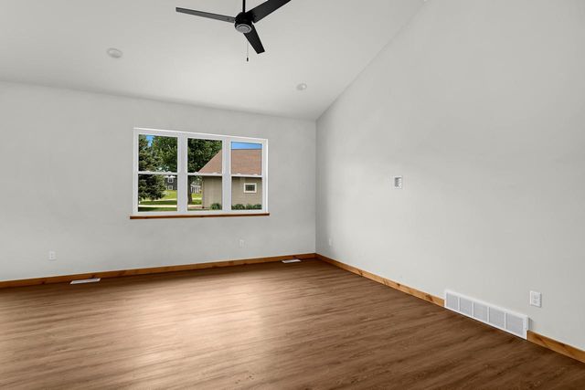 21594 Somerset Down LANE, Galesville, WI 54630