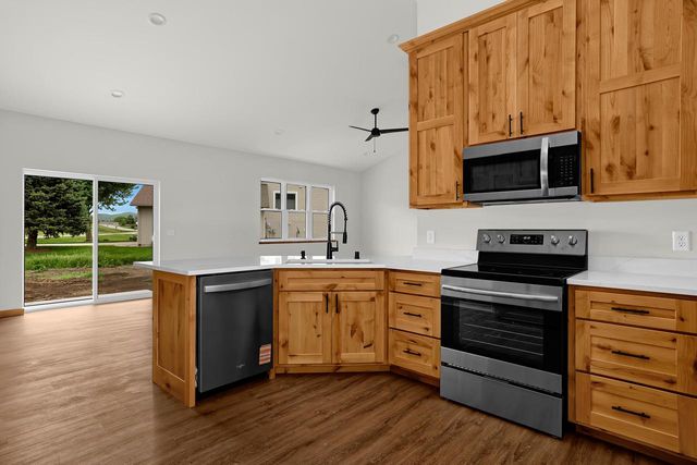 21594 Somerset Down LANE, Galesville, WI 54630