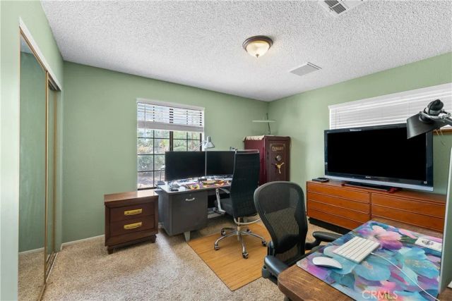 5055 W Avenue K12, Lancaster, CA 93536