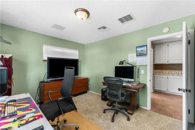 5055 W Avenue K12, Lancaster, CA 93536