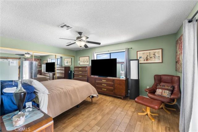 5055 W Avenue K12, Lancaster, CA 93536
