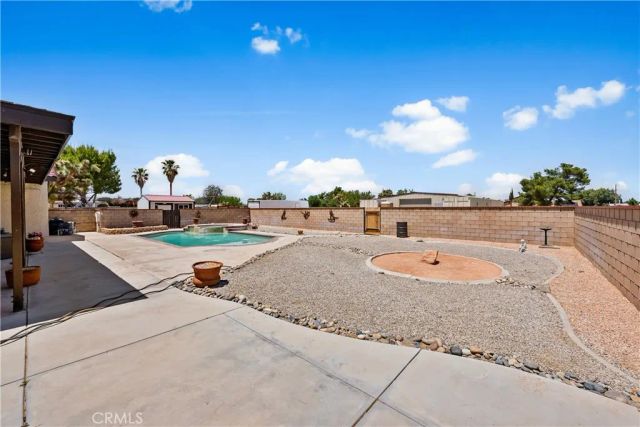 5055 W Avenue K12, Lancaster, CA 93536