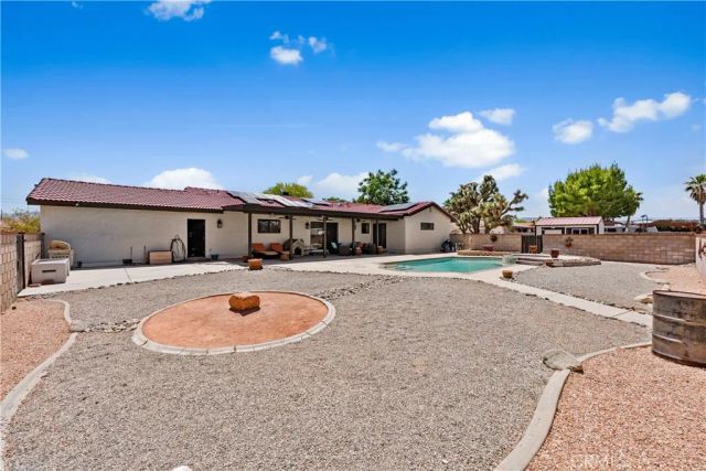 5055 W Avenue K12, Lancaster, CA 93536