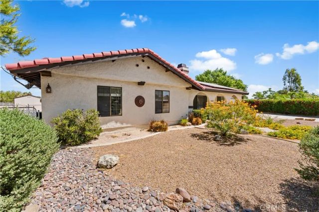 5055 W Avenue K12, Lancaster, CA 93536