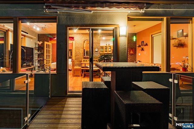 152 Pine Street, Cliffside Park, NJ 07010