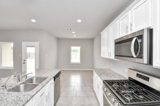 13967 Leigh Lake Lane, Conroe, TX 77384