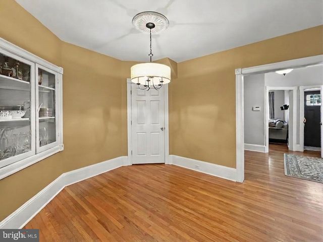 1039 REES AVE, Bryn Mawr, PA 19010