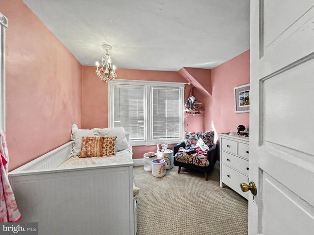 1039 REES AVE, Bryn Mawr, PA 19010