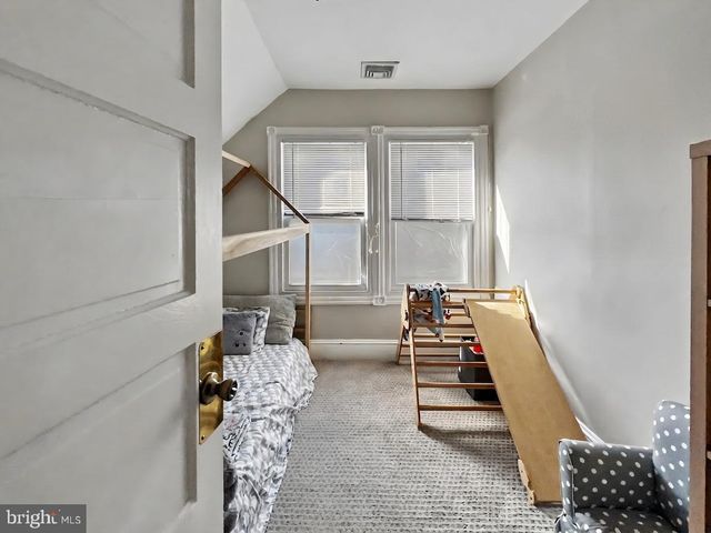 1039 REES AVE, Bryn Mawr, PA 19010