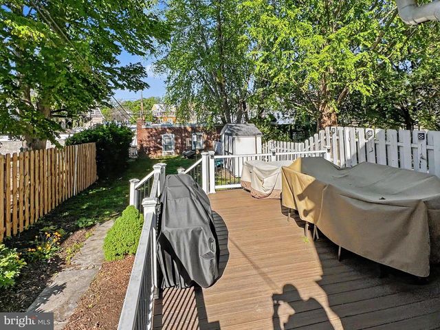 1039 REES AVE, Bryn Mawr, PA 19010