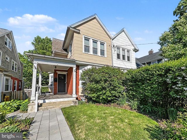 1039 REES AVE, Bryn Mawr, PA 19010
