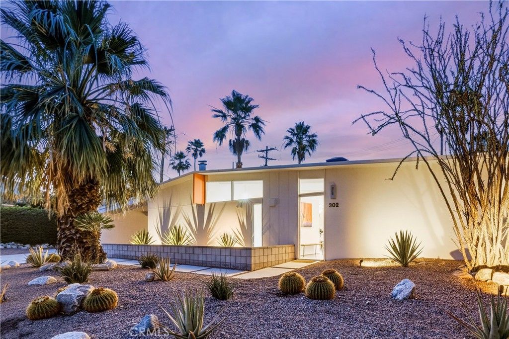 Image 2 of property listing at 302 E Racquet Club Drive, Palm Springs, CA 92262