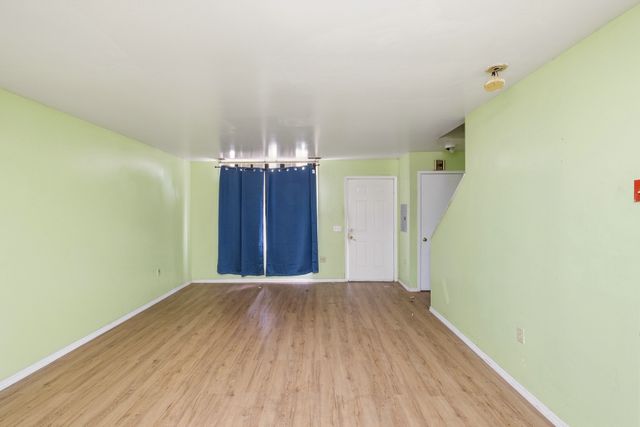 320 SNEDIKER Avenue, New York City, NY 11207
