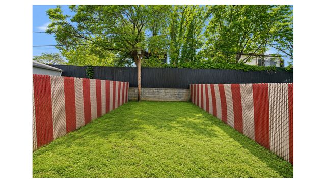 320 SNEDIKER Avenue, New York City, NY 11207
