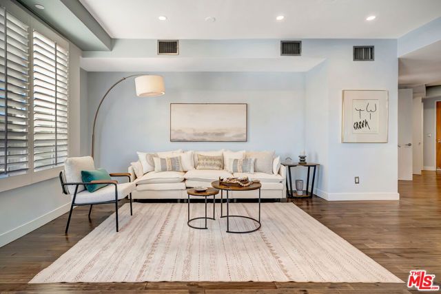 12222 Wilshire Boulevard 411, Los Angeles, CA 90025