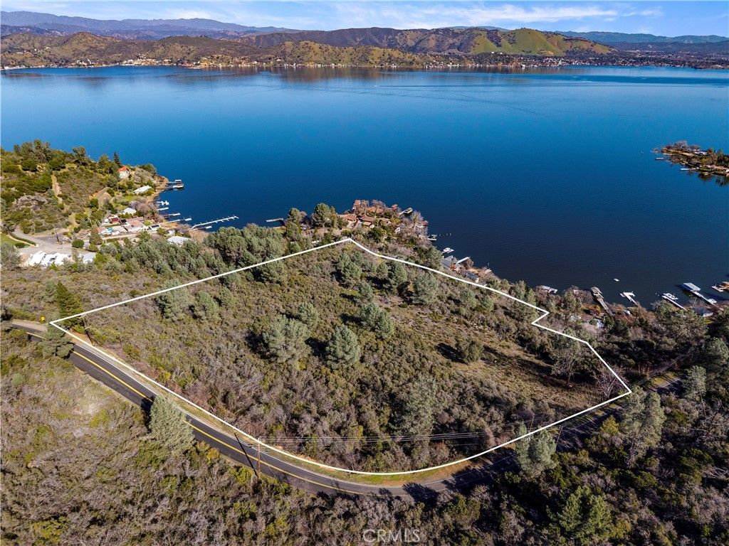 Image 1 of property listing at 11390 Point Lakeview, Kelseyville, CA 95451