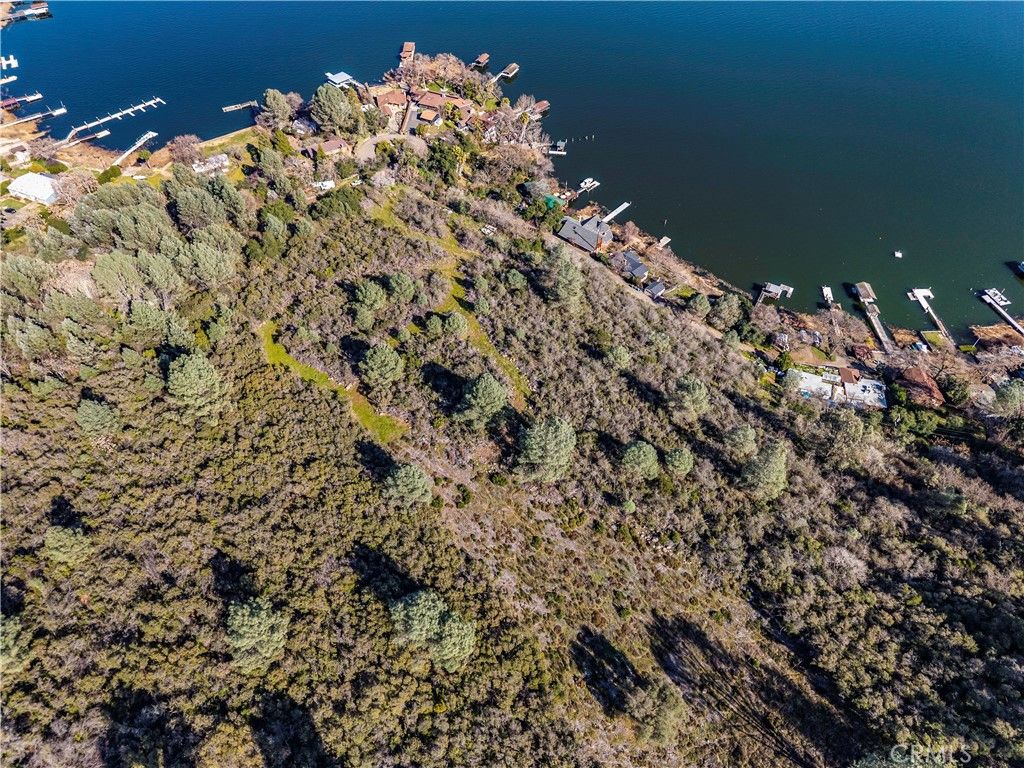Image 18 of property listing at 11390 Point Lakeview, Kelseyville, CA 95451